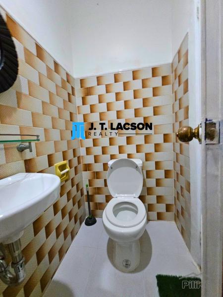 4 bedroom Houses for rent in Dumaguete - image 15