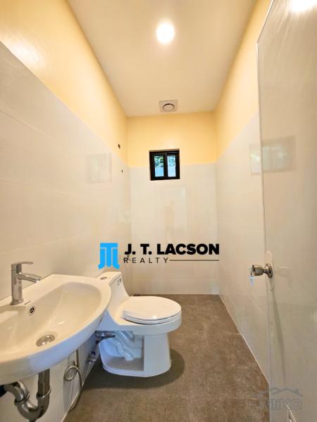 3 bedroom House and Lot for sale in Valencia - image 10