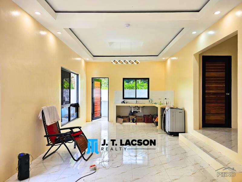 3 bedroom House and Lot for sale in Valencia in Philippines