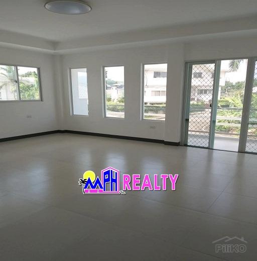 6 bedroom House and Lot for sale in Consolacion - image 7
