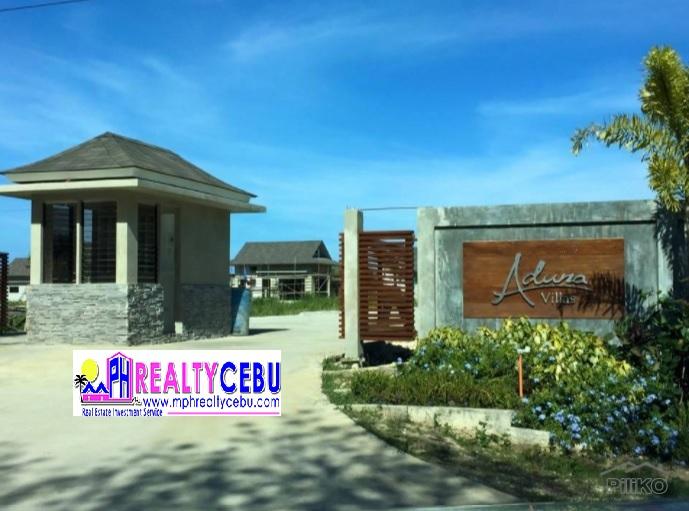 2 bedroom Villas for sale in Danao