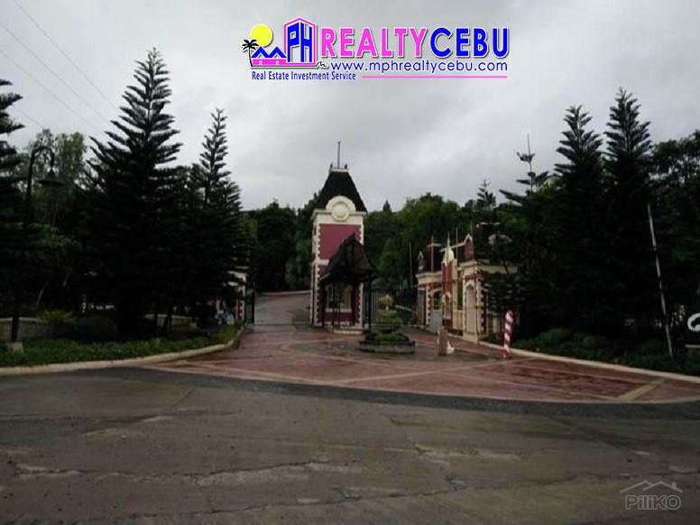 5 bedroom House and Lot for sale in Cebu City - image 3
