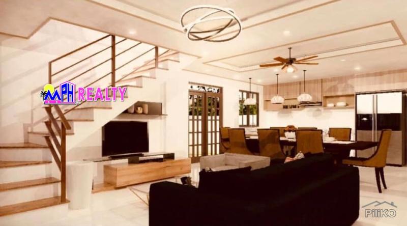 5 bedroom House and Lot for sale in Talisay - image 2