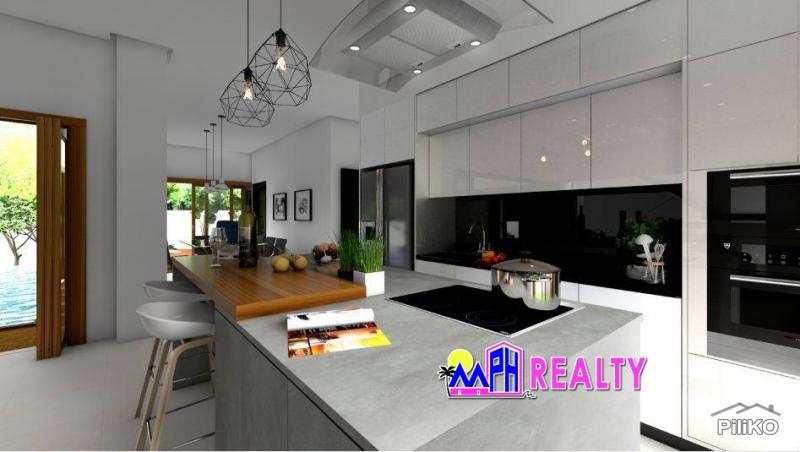 5 bedroom House and Lot for sale in Talisay - image 5