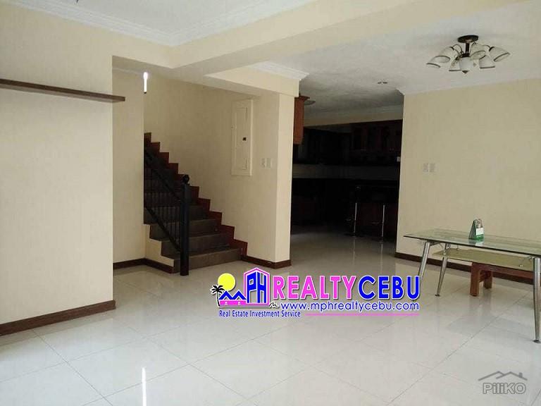 5 bedroom House and Lot for sale in Talisay in Cebu