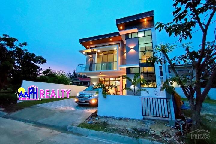 4 bedroom House and Lot for sale in Consolacion - image 3