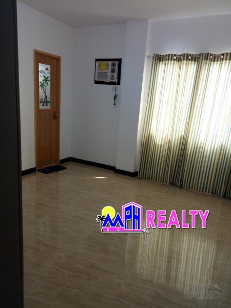 3 bedroom House and Lot for sale in Mandaue in Philippines - image