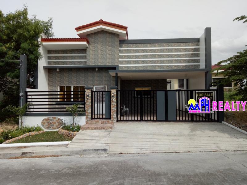 Picture of 3 bedroom House and Lot for sale in Mandaue