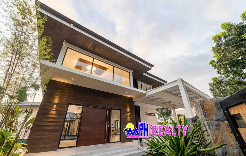 5 bedroom House and Lot for sale in Lapu Lapu