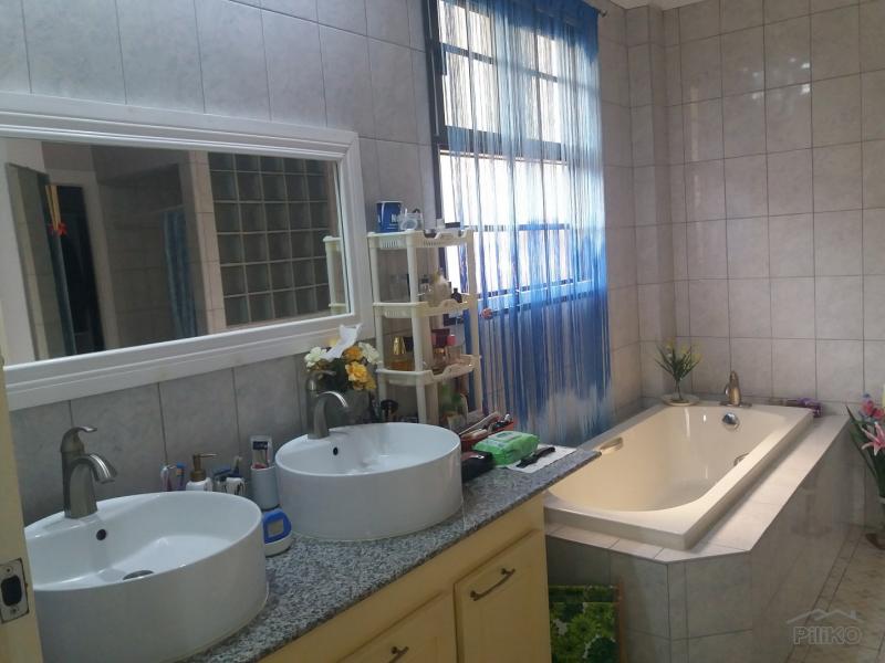 3 bedroom Houses for sale in Valencia - image 15