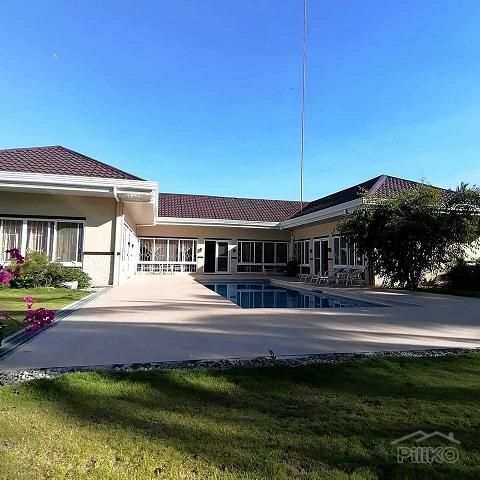 4 bedroom Houses for sale in Dauin - image 4
