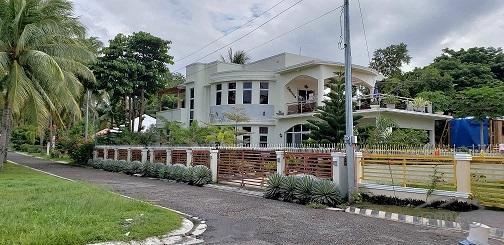 Pictures of 4 bedroom House and Lot for sale in Dumaguete