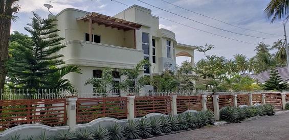 4 bedroom House and Lot for sale in Dumaguete - image 2