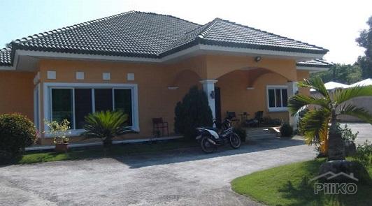 Pictures of 4 bedroom House and Lot for sale in Dumaguete