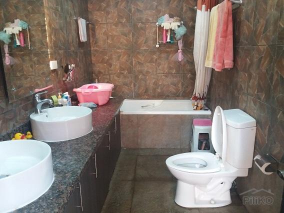 3 bedroom House and Lot for sale in Dumaguete in Philippines - image