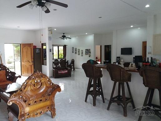 3 bedroom House and Lot for sale in Dumaguete in Philippines - image