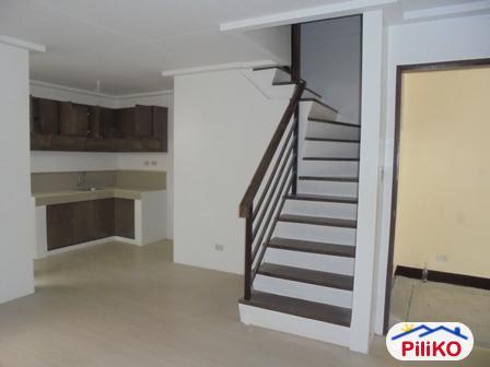 Townhouse for sale in San Mateo - image 2