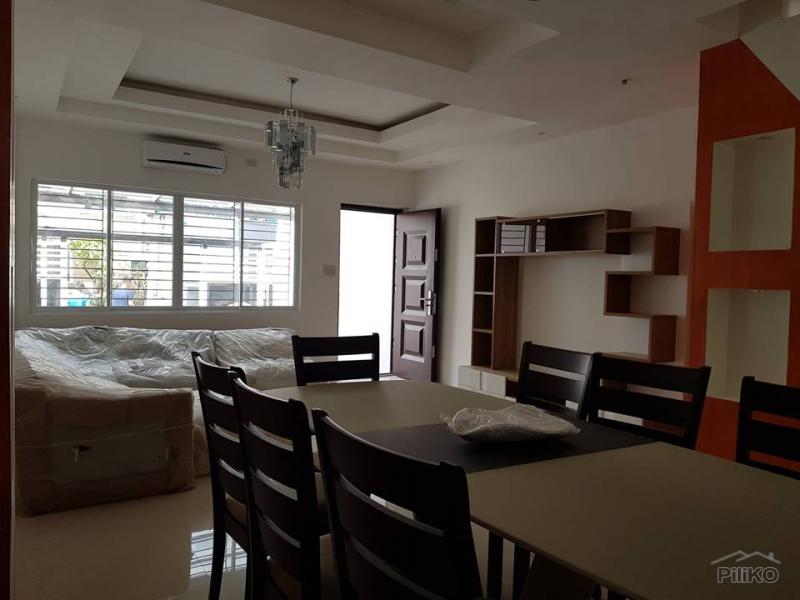 Picture of 3 bedroom Houses for sale in Las Pinas
