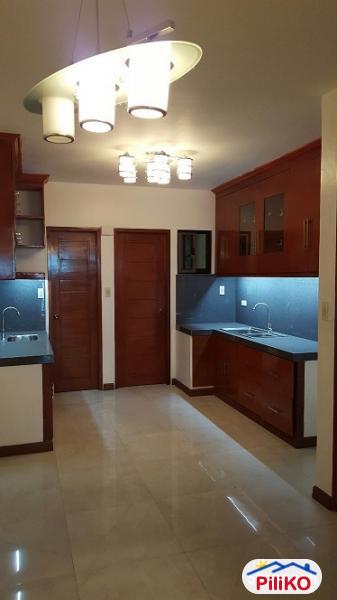 5 bedroom Townhouse for sale in Manila - image 2