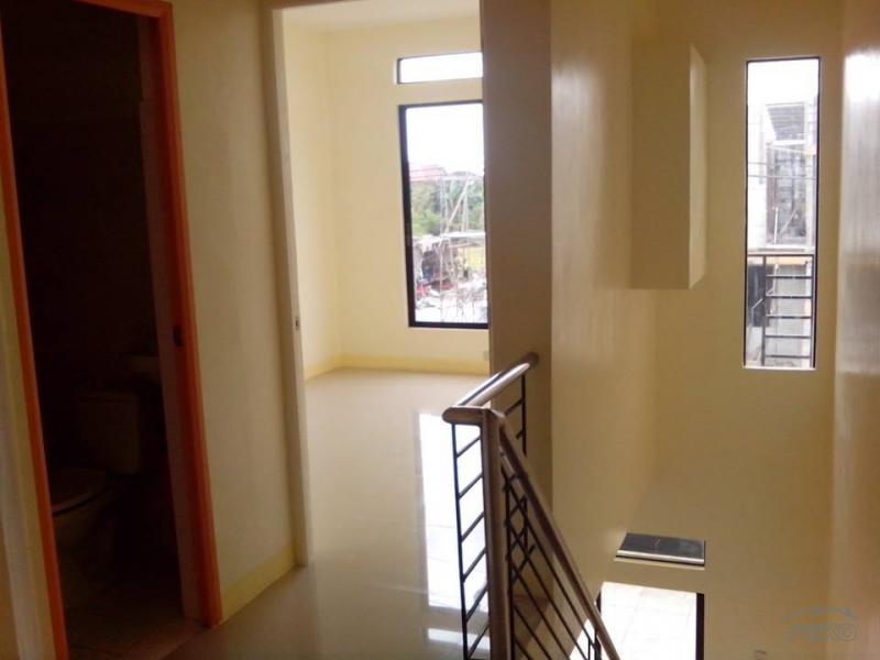 2 bedroom Townhouse for sale in Las Pinas in Metro Manila - image