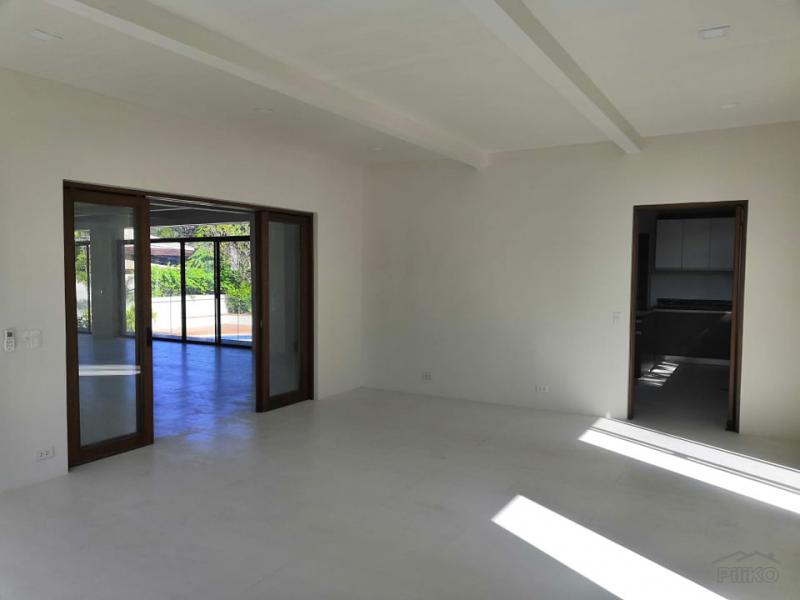 5 bedroom House and Lot for sale in Muntinlupa in Metro Manila - image