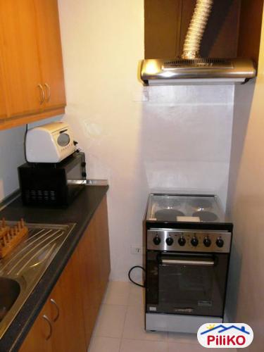1 bedroom Villas for rent in Makati - image 4