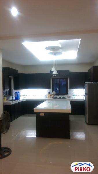 6 bedroom House and Lot for sale in Quezon City