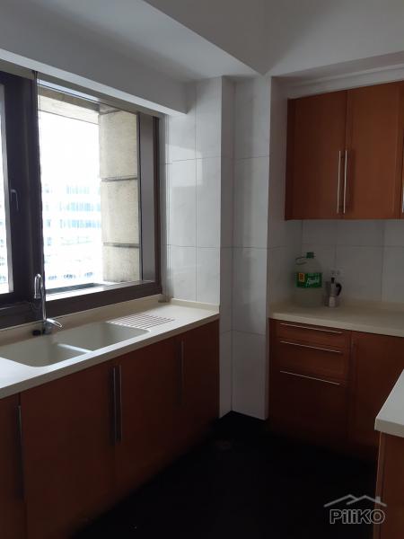 2 bedroom Condominium for rent in Makati - image 11