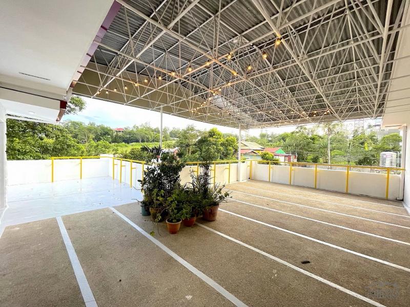 9 bedroom Houses for sale in Tagaytay - image 3