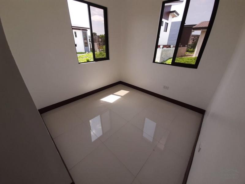 2 bedroom House and Lot for sale in Consolacion - image 4