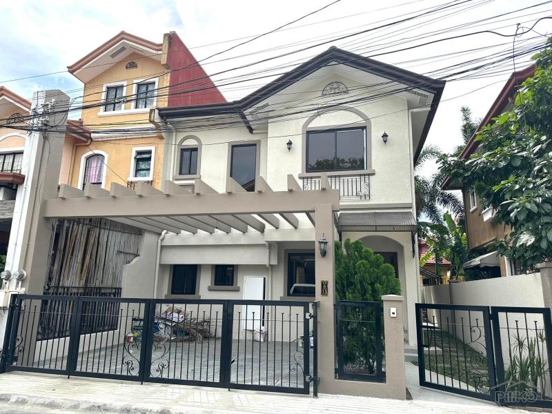 3 bedroom Townhouse for sale in Las Pinas