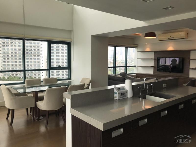 3 bedroom Condominium for rent in Makati in Metro Manila - image