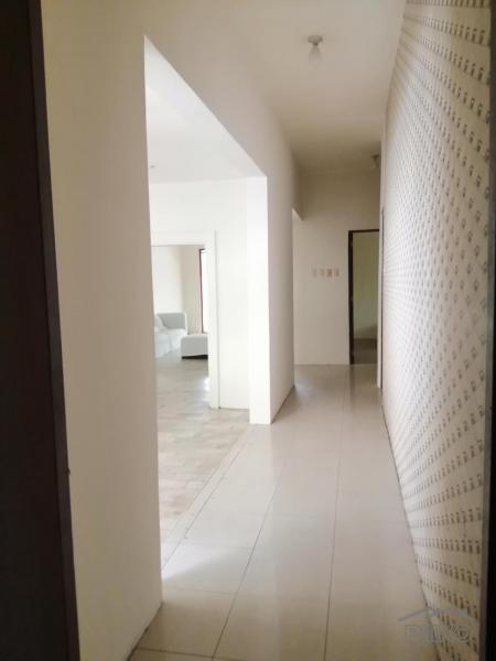 9 bedroom House and Lot for sale in Makati - image 2