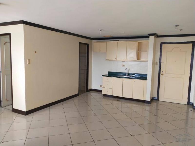 Pictures of 2 bedroom Condominium for sale in Makati