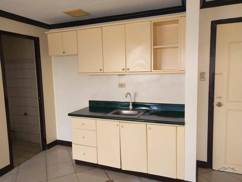 2 bedroom Condominium for sale in Makati - image 5