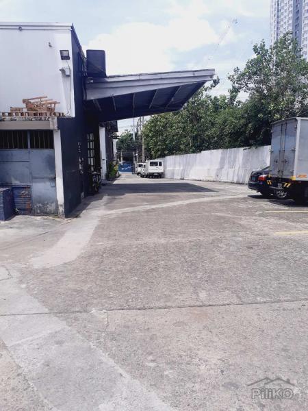 Warehouse for rent in Makati - image 2