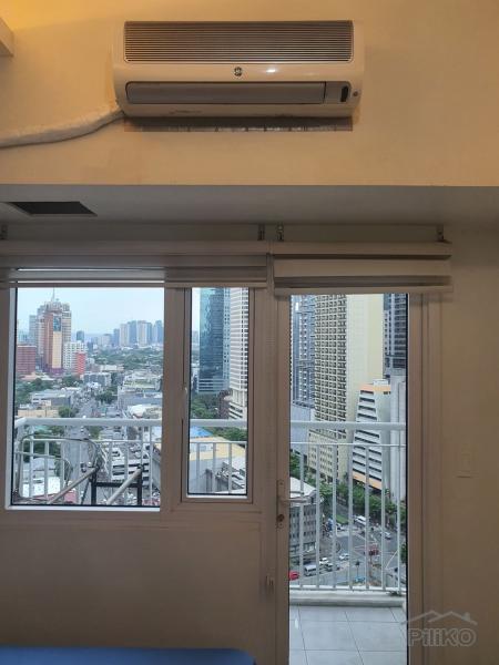 1 bedroom Condominium for rent in Makati - image 2