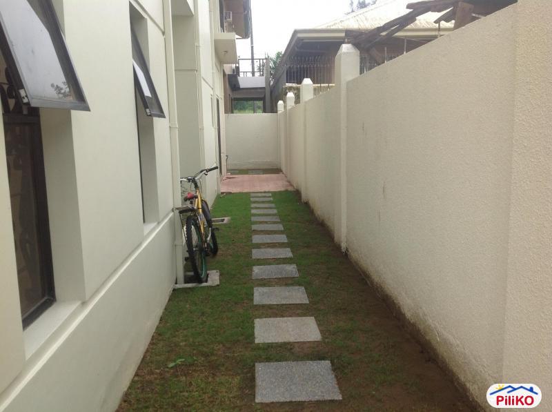 5 bedroom Townhouse for sale in Quezon City