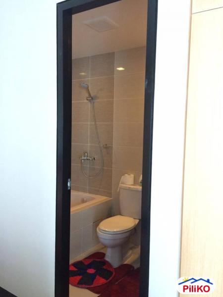 Room in condominium for rent in Consolacion - image 10