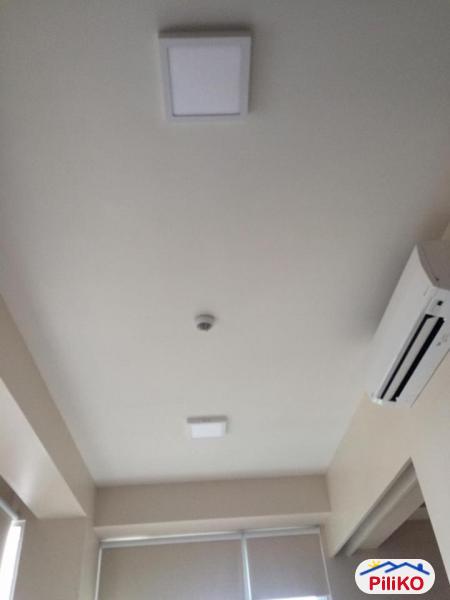 Room in condominium for rent in Consolacion - image 5