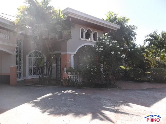 5 bedroom House and Lot for sale in Dumaguete - image 2