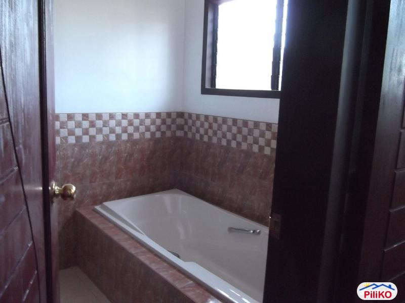 3 bedroom House and Lot for sale in Dumaguete - image 7